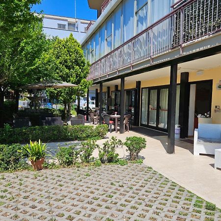 Hotel Paradiso Rimini Exteriör bild