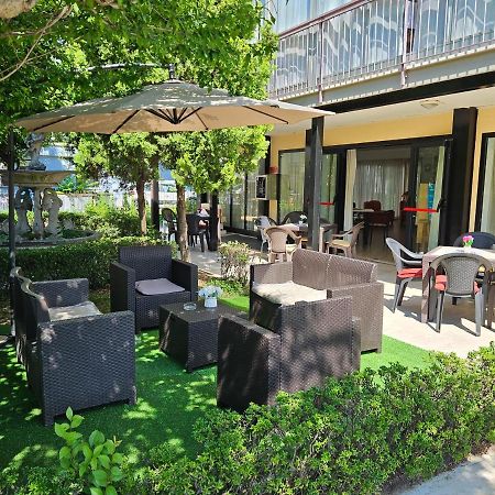 Hotel Paradiso Rimini Exteriör bild